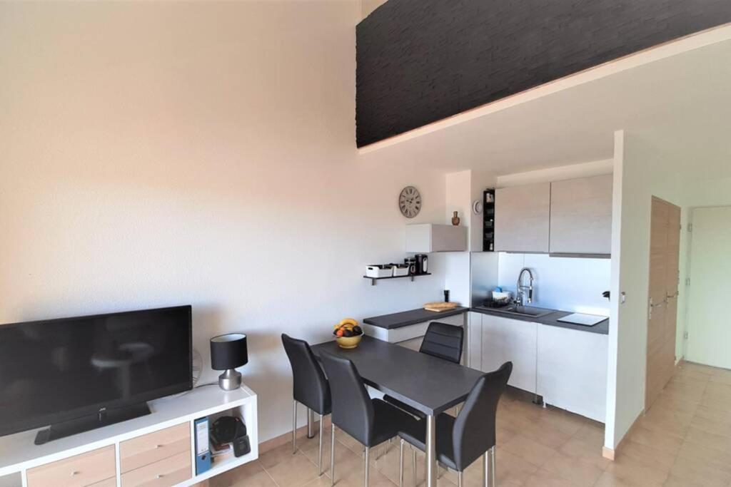 Charmant Appartement Vue Mer A 100M De La Plage. Сен-Глф Экстерьер фото